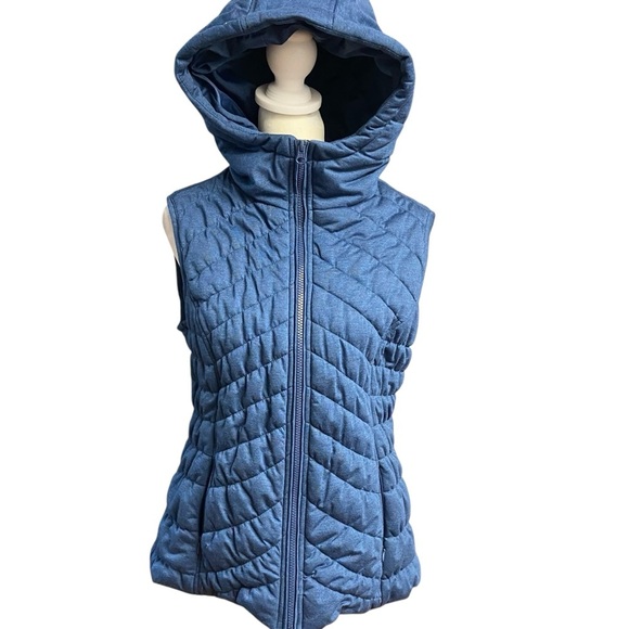 Chico’s Puffer Quilted Hooded Vest Size S Blue Full Zip Pockets Outdoor Fall - Picture 1 of 13